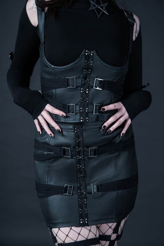Bodycon black leather corset